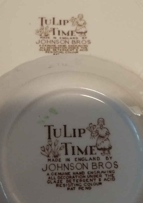 Ensemble de 8 assiettes à salade Tulip Time de Johnson Brothers, carrées  marron multicolore à dessert vintage moulin à vent menthe difficile à  trouver CADEAU - Etsy France