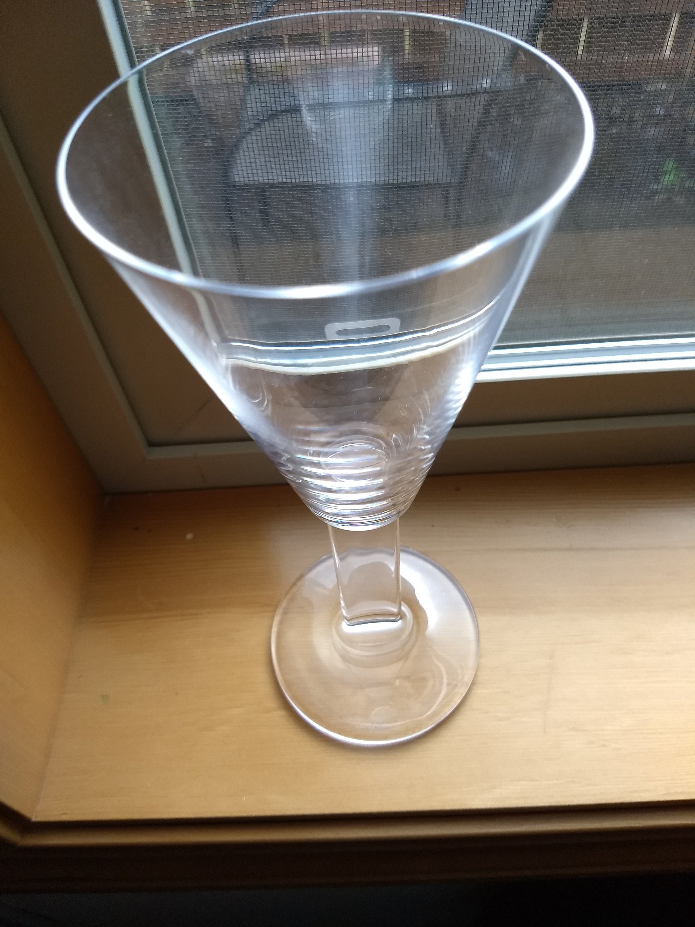 Pair Of Lisa Mori Crystal Wine Glass Ultra Modern Design Flat 50