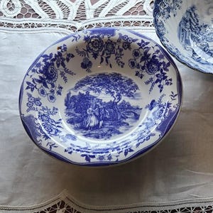 Blue & White Open Serving Bowl Made in Italy No Flaws Add Replace GIFT