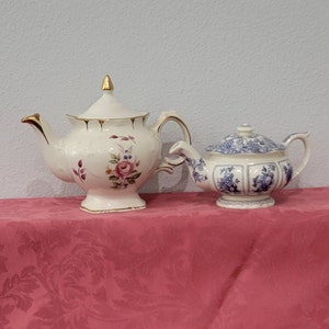 2 Small Vintage Porcelain Teapots James Sadler &quot;Afternoon Tea&quot; PLUS Price Kensington Blue & White No Flaws Collectible GIFT