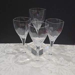 4 Mikasa &quot;Pinache&quot; Wine Glasses Vintage Crystal Square Stemmed Glasses GIFT