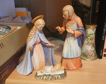 Goebel Large Mary 214/A Single Nativity Piece TKM-4 Right Hand Broken Colored 50% Discount Inexpensive Replacement Build Affordable Nativity