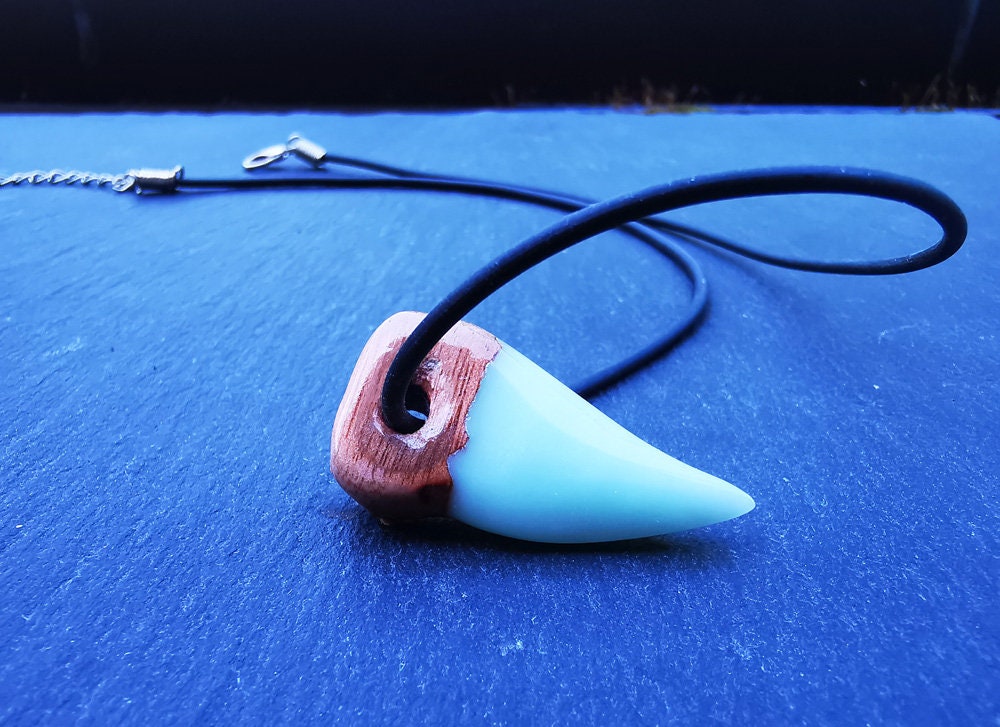 CVNRCLP Haifischzahn Halskette - Bohemian Schmuck Aus Harz Für Männer & Frauen
