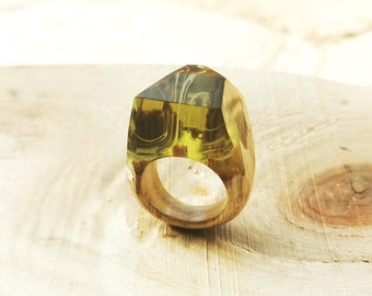 Wood ring women, Woodland ring, Resin wood, Magic world, White snow in water green ring