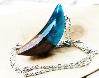 Women jewelry, Wood moon, Resin pendant, Moon resin necklace, Women accessories, Wood resin jewelry, Star 5th Anniversary