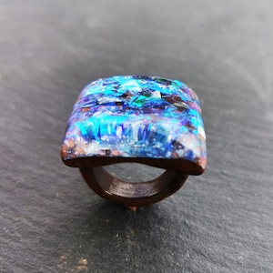 Resin and wood ring, Ocean resin ring, Resin rings, Ring blue, Wood resin ring, Beachy jewelry Sea lover gift Resin and wood ring