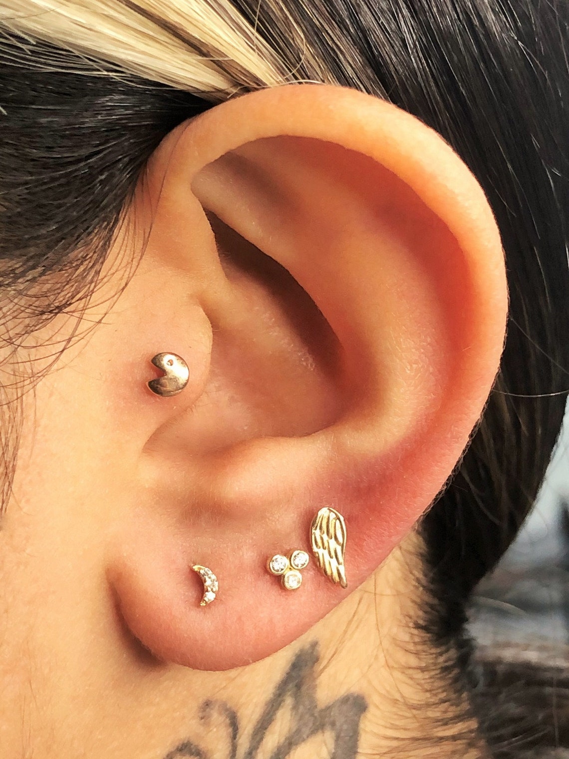 14K Solid Gold Piercing Minimalist Tragus Piercing Gold Stud Etsy