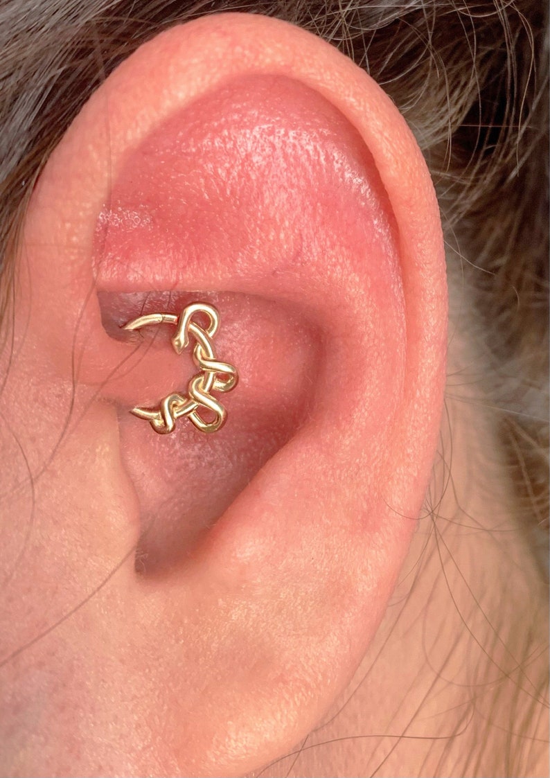 14K Solid Gold Hinge Hoop Earring, Gold Snake Hoop Earrings, Gold Nose Ring, 18G Nose Hoop Piercing, Snake Hoop Piercing, Daith Earring 