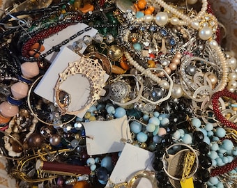 Unsorted Estate Jewelry Grab Bag! Treasure! Costume jewelry, signed jewelry, gemstones, Sterling, designer brands, mostly wearables !