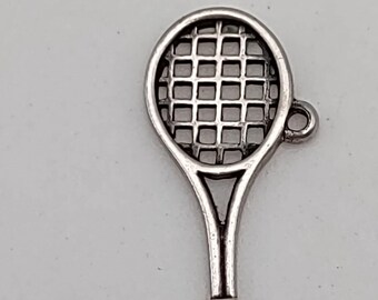 Breloque raquette de tennis vintage James Avery en argent sterling (modèle retiré de la vente)