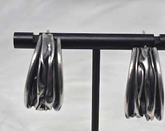 Sterling Silver Artisan Ribbon Hoop Earrings 19g