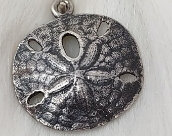 Retired James Avery Sterling Silver Sand Dollar Charm 4.1g