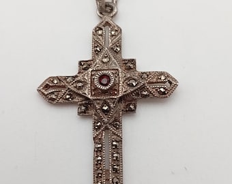 Sterling Silver Cross Pendant w Italy Chain 18in 12.6g
