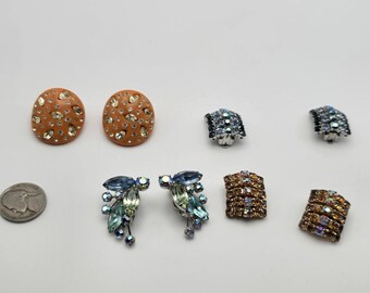 Lote de 4 pendientes de clip Weiss con diamantes de imitación AB Mod
