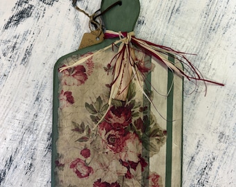 Handmade Vintage Style Kitchen Cutting Board, Unique Christmas Gift for Adult Daughter, Floral Kitchen Decor, Gift for Coworker, Boho Roses