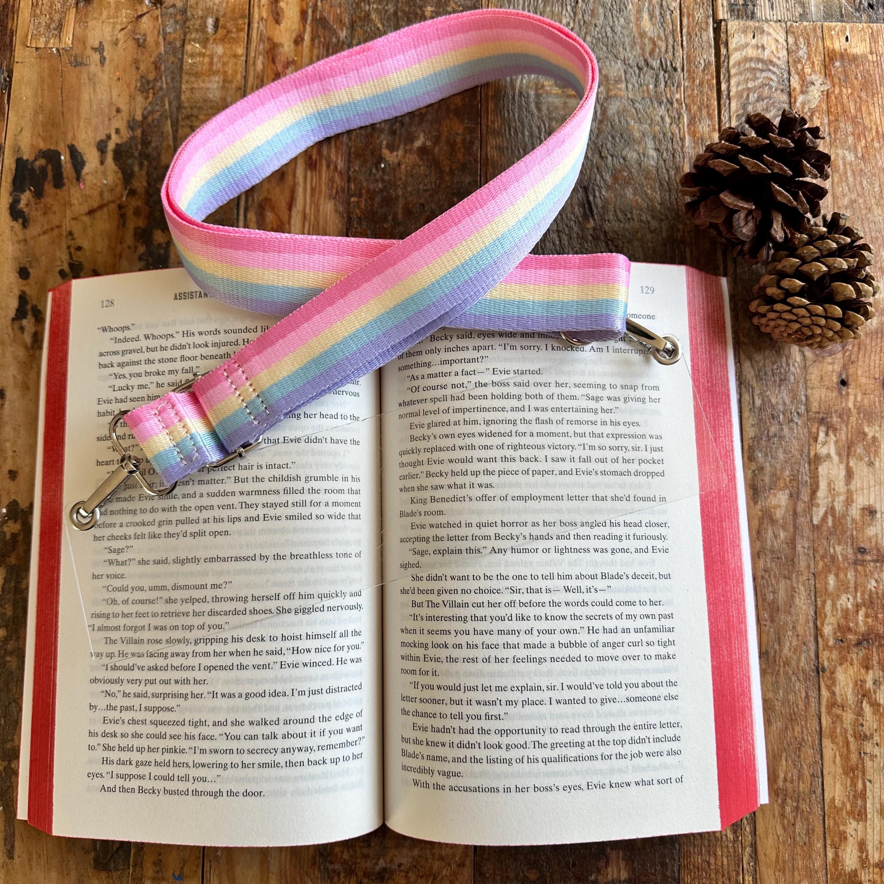 Bookmark Purse, Book Carrier, Viral Booktok Bookmark, Bookmark Handle ...