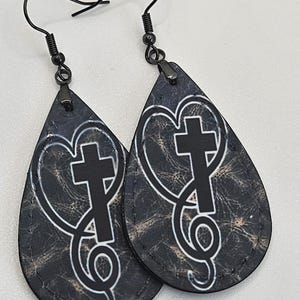 Pendientes de cuero negro y gris, con diseño de cruz y fe, ligeros, con forma de lágrima, cristianos.