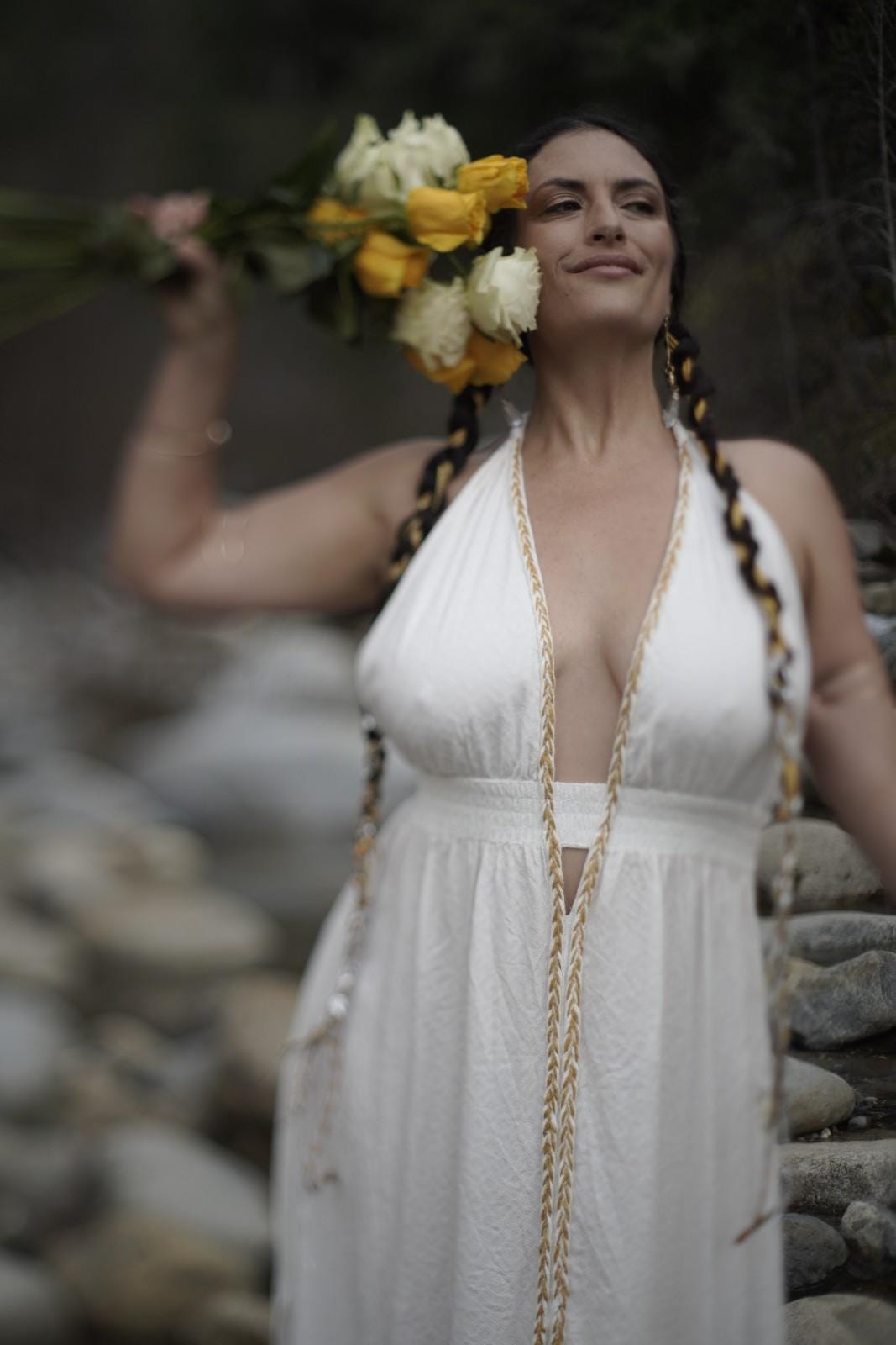 backless grecian style wedding dress Greek Wedding Dresses: 21+ Goddesses Styles & FAQs