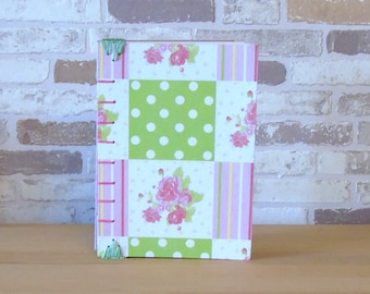 Quaderno A5 con rose rosa e pois bianchi // diario // album da disegno // diario // vuoto // regalo // libro rilegato a mano