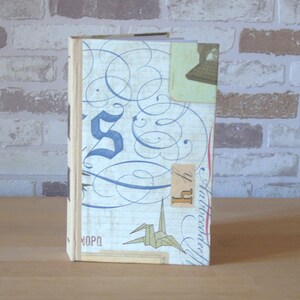 Notebook in cream-colored paper with lettering motifs // diary // sketchbook // memory book // blank // gift