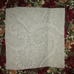 Square Cream and Rust Red Christmas Poinsettia Quilted Table Topper; Holiday Table Centerpiece; Festive Table Setting w/ Custom Quilting