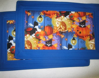 Pair of Black and Orange Halloween Kittens Quilted Cotton Placemats, Festive Trick or Treat Table Settings, 11 1/2" x 17 1/4"