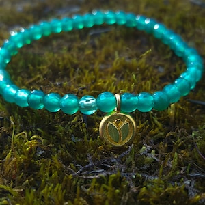 Green Onyx and Vermeil Lotus Flower Charm Stretch Bracelet, Yoga Bracelet, Yogi Gift,