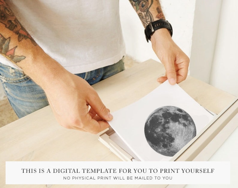 Puede incluir: Una plantilla digital imprimible en blanco y negro con una luna llena con una superficie texturizada. El texto "THIS IS A DIGITAL TEMPLATE FOR YOU TO PRINT YOURSELF NO PHYSICAL PRINT WILL BE MAILED TO YOU" est&aacute; en la parte inferior de la imagen.