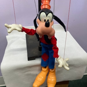 Goofy Marionette, 1977, Walt Disney Productions