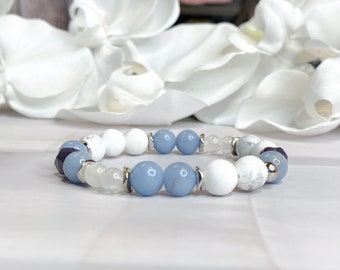 Wrist Mala. AngeliteAquamarineBlue Lace Agate Blue ChalcedonyHowlite Yoga Mala Beaded Bracelet Healing Natural Gemstone Bracelet
