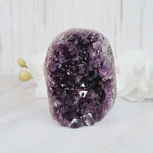 Large Uruguayan Amethyst Cluster, Amethyst Cut Base, Crystal Cluster, Amethyst Geode, Healing Crystals, Crystal Decor