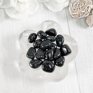Nuummite Tumbled Stone, Nuummite Stone, Nuummite Worry Stone, Nuummite Crystal, Nummite Tumbled, Nuumite Tumbled, Crystal Healing