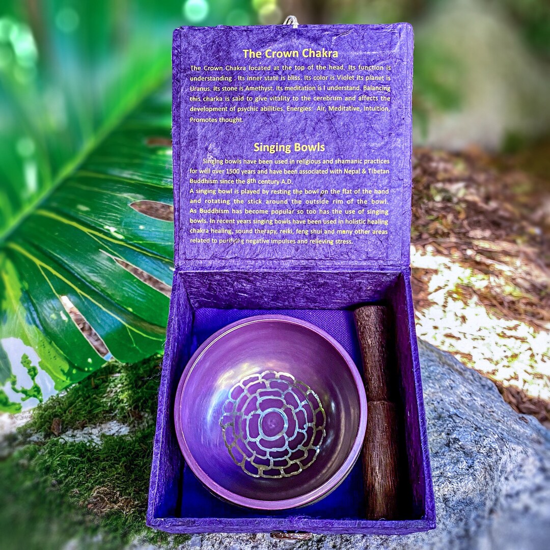 Crown Chakra Singing Bowl Gift Set purple, Tibetan Singing Bowl
