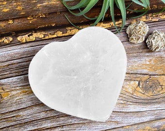 Heart Shaped Selenite Charging Bowl (10 cm)