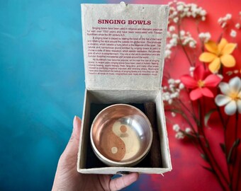 Yin & Yang Singing Bowl Gift Set