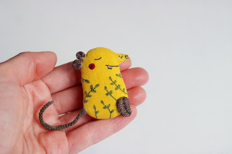 yellow mouse brooch, year of the rat, rat year gift, embroidered brooch, miniature mouse, animal jewelry, woodland jewelry, summer jewelry image 7