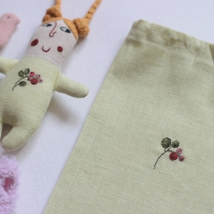 Linen tiny doll, pocket doll, rag doll, easter gift for kids, doll in a pouch, cloth doll with bird, pink tiny bird, linen bag, travel toy image 6