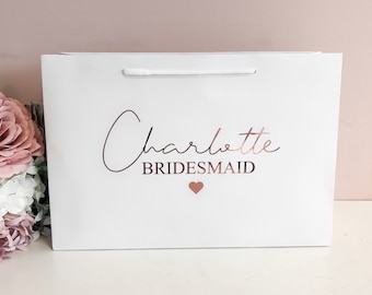 Bridesmaid Gift Bags, Wedding White Gift Bag, Personalised Maid of Honour, Groomsman, Mother of the Bride Gift, Personalised Bridesmaid Bag