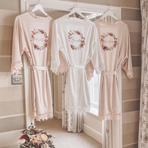 Personalised Bridal robe, Wedding Dressing Gown, wreath foliage floral Bridal robes, Robes, Satin Wedding Robe, Blush Pink Robe, bridesmaid image 8