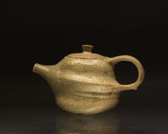 Small wheelthrown teapot. vol ~85ml