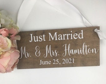 Just Married Sign-Wedding Just Married Sign-Rustic Mr & Mrs Just Married Sign-Country Chic Sign-12" x 5.5" Sign-Wedding Sign-Wood Sign