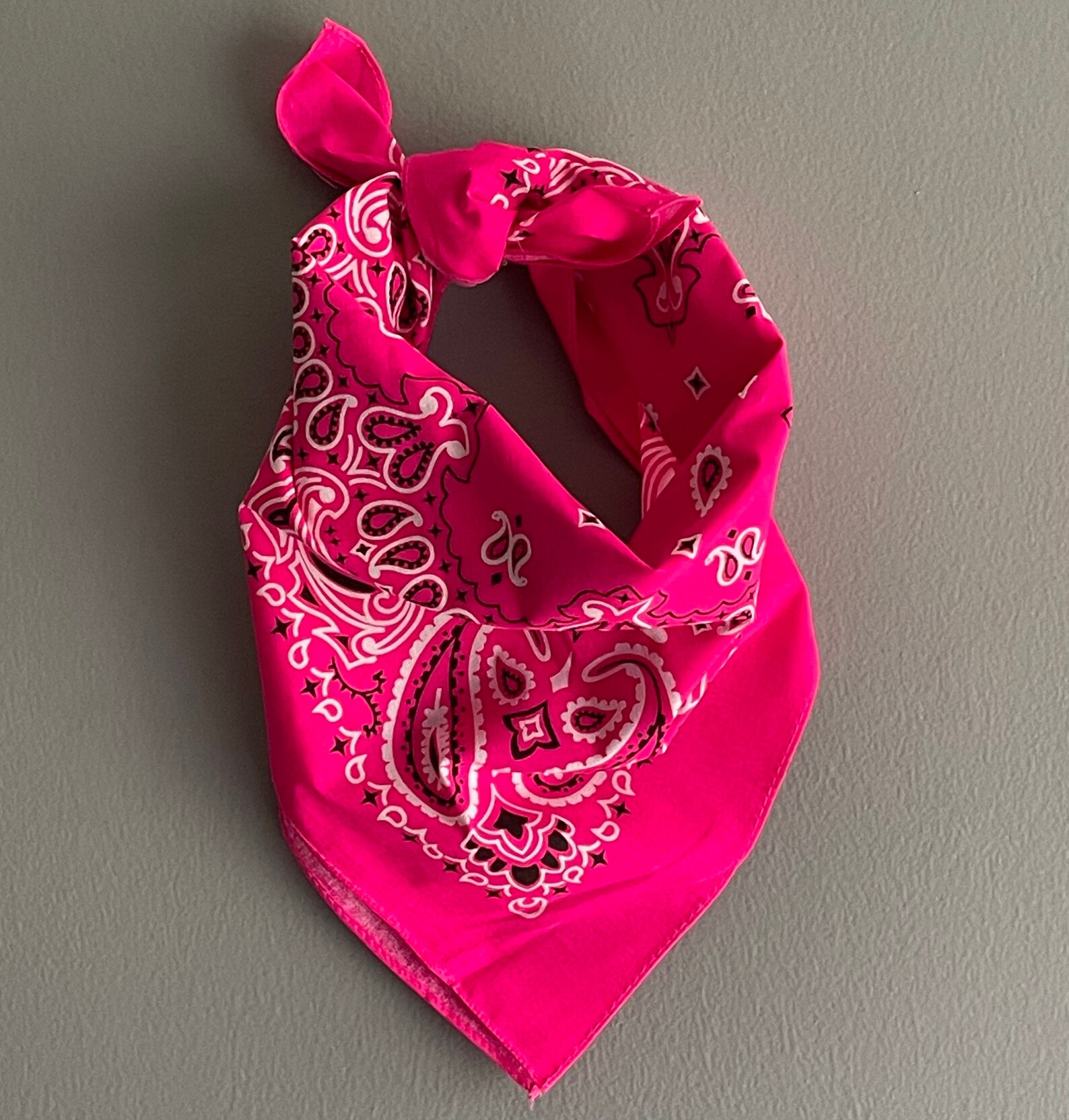 Hot Pink Bandana / Hot Pink Bandana Scarf / Bandana / Bandana | Etsy