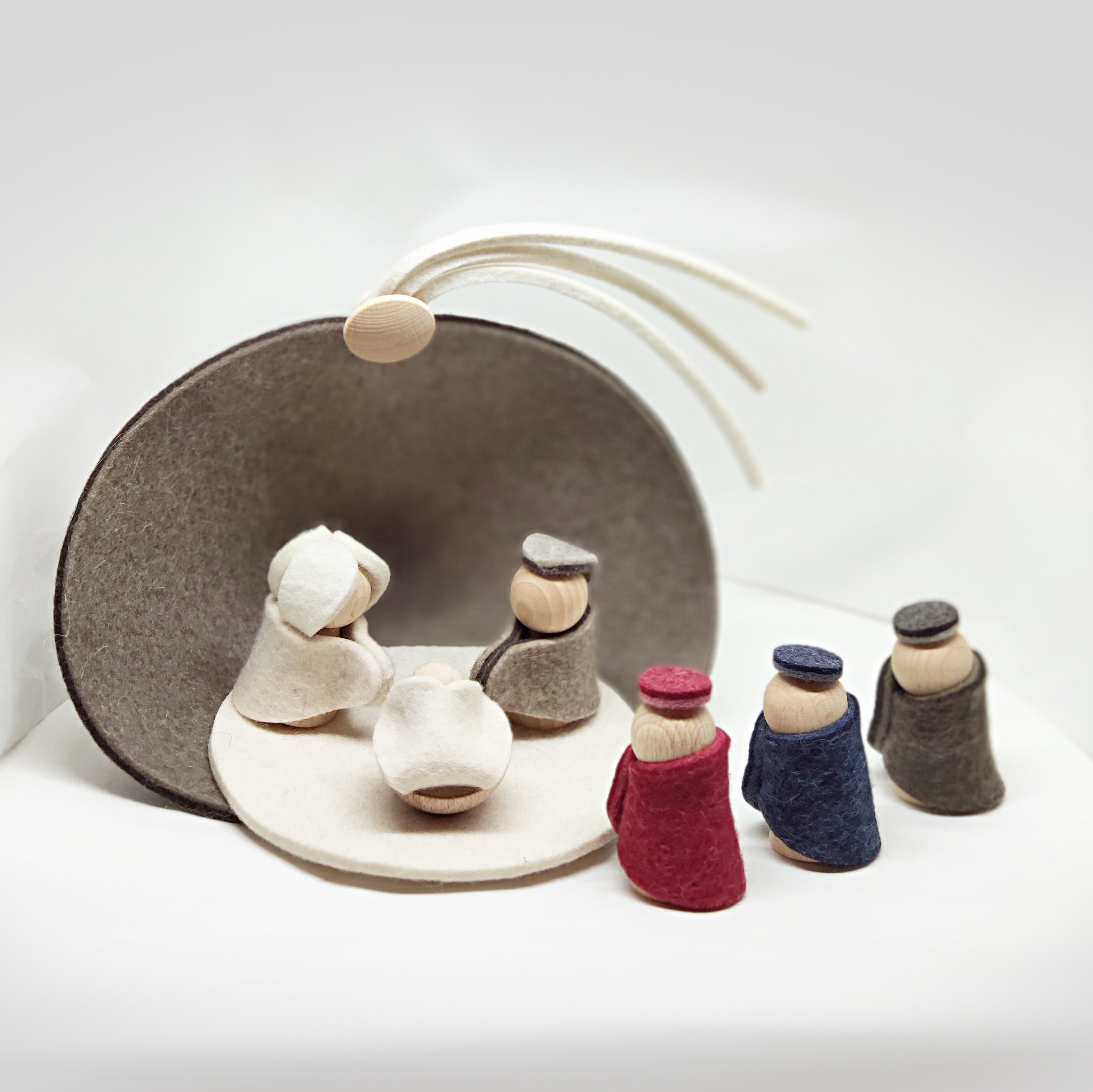 Wood and Wool Felt Modern Nativity Scene Centerpiece Etsy