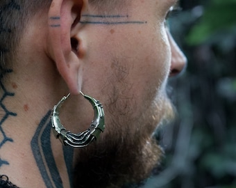 Alien Earrings - Bio Organic Hr Giger - Cool Earrings - Cyberpunk Jewelry - Biomechanical - Futuristic Cyborg - Alien Xemomorph - Steampunk