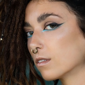 Ear Cuff No Piercing, Helix Piercing Alien Xenomorph Conch Hoop Huggie - Biomechanical Gold Fake Septum Ring
