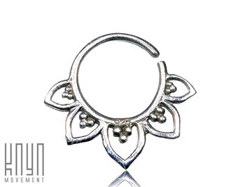 Silver septum ring 8mm - Lotus Flower - Huggie earrings - Boho piercing - Helix piercing - Septum jewelry - 18g - 1mm