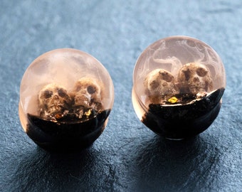 Handmade Epoxy Double Flare Flesh Tunnels with Skull and Gothic Design, 12mm-16mm Gauged Ear Stretching Jewelry