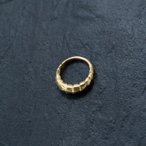 Biomechanical - 18k Gold Septum 10mm - Alien Xenomorph - Nose Rings - Futuristic septum - Septum ring  18g - 1mm