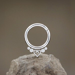 Silver Stainless Steel Septum Clicker - Minimalist Heart Design, 16G Gauge, Boho Chic