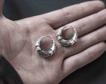925 Sterling Silver Xenomorph Hoop Earrings – Biomechanical, HR